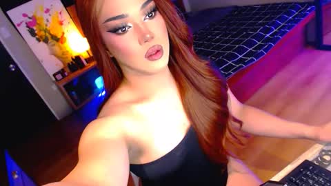 Snapshot of _womanofdreams_ chatting on February 9, 2026, 9:35 am Sofie online show from February 9, 2026, 9:35 am