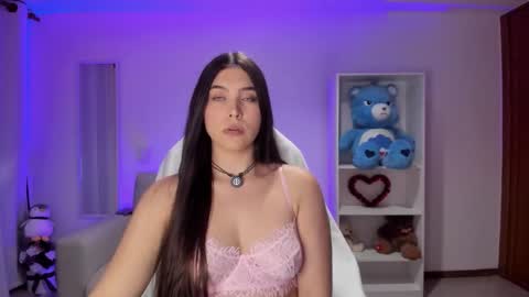 Snapshot of _wtdreamgirl chatting on March 2, 2026, 7:15 am Luisa online show from March 2, 2026, 7:15 am