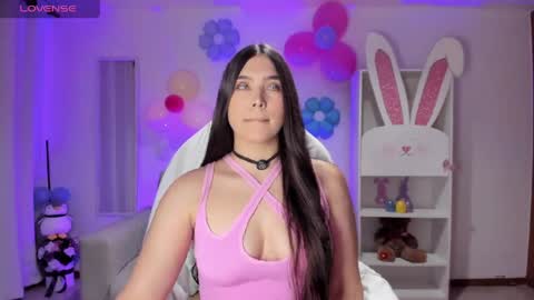 Luisa  online show from April 10, 2026, 3:23 am