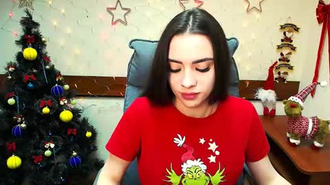 Snapshot of _your_fantasy_girl chatting on December 8, 2024, 3:10 am Alisa online show from December 8, 2024, 3:10 am