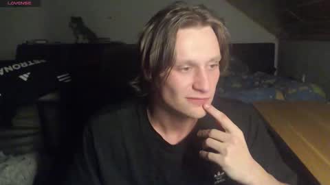 Snapshot of _yourcuteboy_ chatting on October 2, 2025, 10:39 pm _yourcuteboy_ online show from October 2, 2025, 10:39 pm