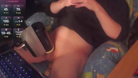 Snapshot of _yourcuteboy_ chatting on December 4, 2025, 9:56 pm _yourcuteboy_ online show from December 4, 2025, 9:56 pm