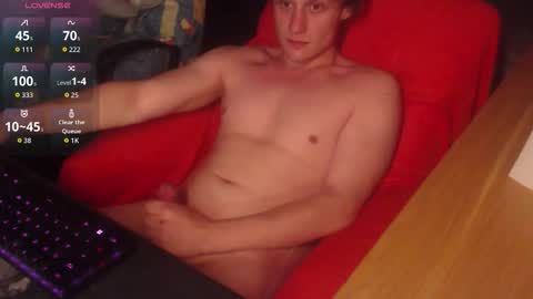 Snapshot of _yourcuteboy_ chatting on December 5, 2025, 8:16 pm _yourcuteboy_ online show from December 5, 2025, 8:16 pm