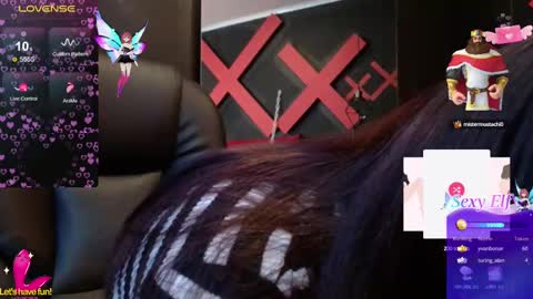 Snapshot of _yuyi chatting on March 7, 2025, 5:17 pm Yuyi online show from March 7, 2025, 5:17 pm