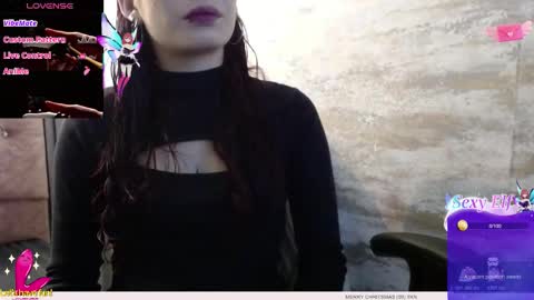 Yuyi online show from December 20, 2025, 11:50 am