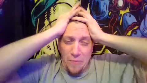 A Bored Dragon online show from January 14, 2025, 4:29 pm