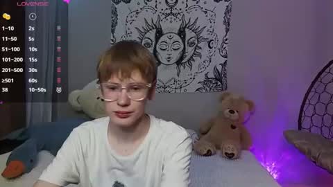 Kris Michael online show from July 25, 2026, 5:21 pm