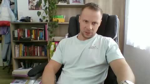 Snapshot of aaaandzzz chatting on February 12, 2025, 10:35 am Long distance cumshot online show from February 12, 2025, 10:35 am