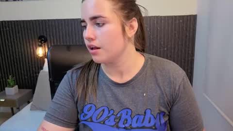 Abby Lee  online show from March 29, 2026, 7:03 pm