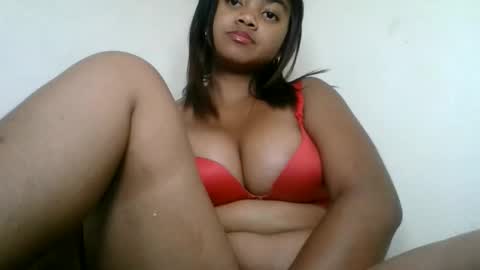 Snapshot of aariciah chatting on May 13, 2026, 7:11 pm aariciah online show from May 13, 2026, 7:11 pm