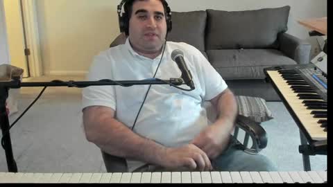 Snapshot of aaroleplayer chatting on April 19, 2026, 6:10 pm Aaron online show from April 19, 2026, 6:10 pm