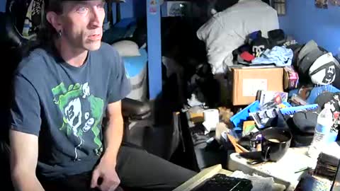 Snapshot of aaron111dub chatting on June 22, 2026, 7:05 am NorCalLongSlong online show from June 22, 2026, 7:05 am