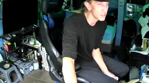 Snapshot of aaron111dub chatting on July 7, 2026, 3:05 pm NorCalLongSlong online show from July 7, 2026, 3:05 pm