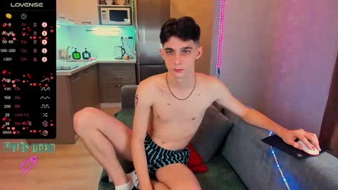 Aaron Bang online show from December 14, 2025, 8:24 pm