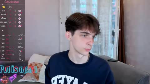 Snapshot of aaron_bang chatting on May 9, 2026, 4:01 pm Aaron Bang online show from May 9, 2026, 4:01 pm