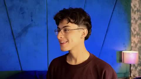 Aaron Ezequiel online show from October 5, 2025, 9:13 pm