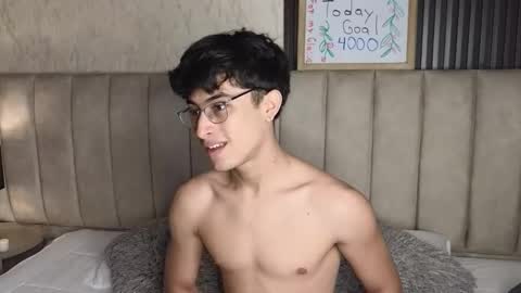 Aaron Ezequiel online show from January 13, 2026, 9:31 pm