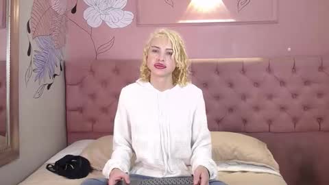 Aaron fordd online show from December 3, 2025, 12:03 pm