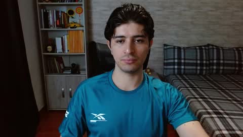 Aaron online show from January 17, 2026, 6:44 pm