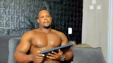 Snapshot of aaron_st chatting on September 26, 2025, 11:03 am Aaron online show from September 26, 2025, 11:03 am