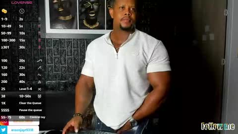 Snapshot of aaron_st chatting on September 28, 2025, 8:52 am Aaron online show from September 28, 2025, 8:52 am