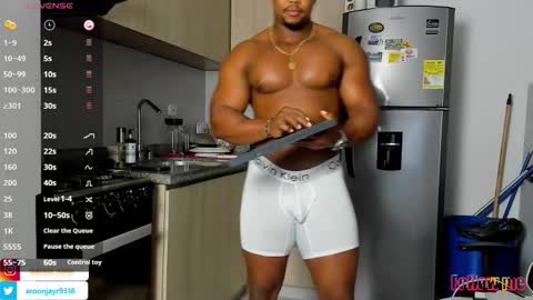 Snapshot of aaron_st chatting on October 2, 2025, 11:23 pm Aaron online show from October 2, 2025, 11:23 pm