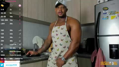 Snapshot of aaron_st chatting on October 21, 2025, 2:56 am Aaron online show from October 21, 2025, 2:56 am