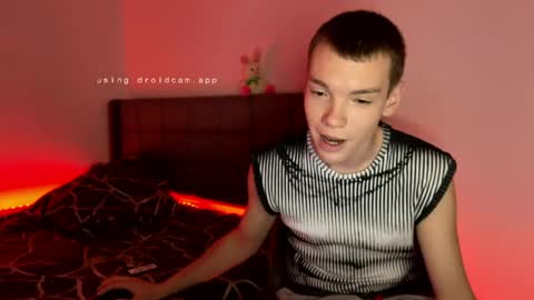 Aaron online show from April 21, 2026, 7:17 pm