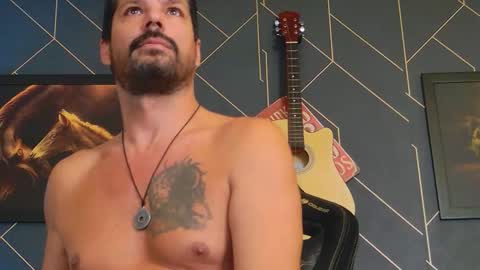 Aaron online show from October 8, 2025, 10:29 pm