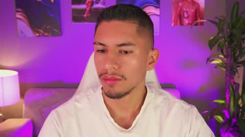 AARON  online show from January 28, 2025, 9:08 am