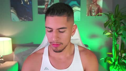 AARON  online show from January 29, 2025, 12:01 am