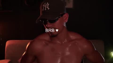 AARON  online show from November 20, 2025, 8:36 am