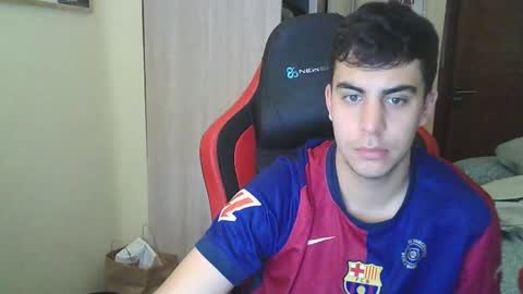 Snapshot of aaronlavine chatting on March 7, 2025, 4:11 pm aaronlavine online show from March 7, 2025, 4:11 pm