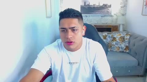 Aaron online show from September 9, 2025, 12:05 pm