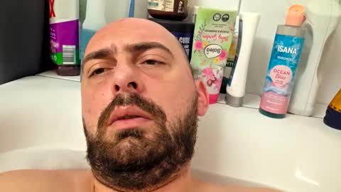 abas1986 online show from January 7, 2026, 8:06 am