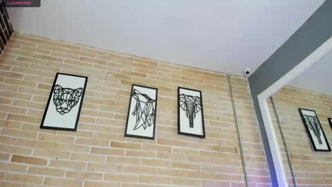 abbey_walker online show from September 30, 2025, 10:42 am