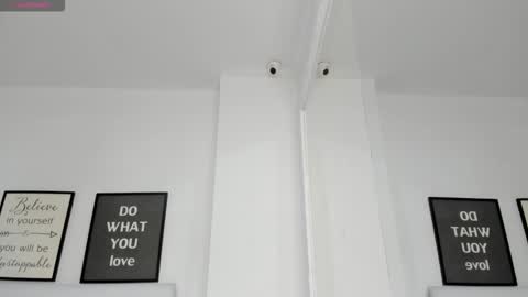 Snapshot of abbey_walker chatting on February 12, 2026, 11:05 am abbey_walker online show from February 12, 2026, 11:05 am