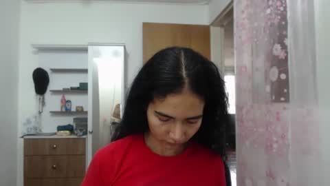 Abbi mooncb online show from December 19, 2024, 4:57 pm