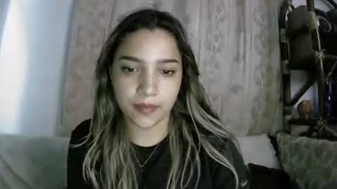 Snapshot of abbie_23 chatting on April 19, 2026, 8:02 am Abbie cute online show from April 19, 2026, 8:02 am