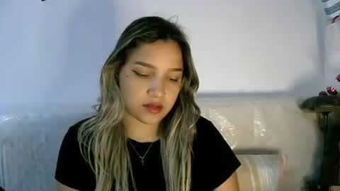 Snapshot of abbie_23 chatting on April 21, 2026, 6:44 pm Abbie cute online show from April 21, 2026, 6:44 pm