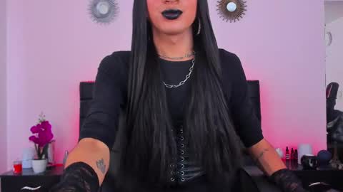 Abbigail Fuster  online show from February 18, 2025, 8:14 pm