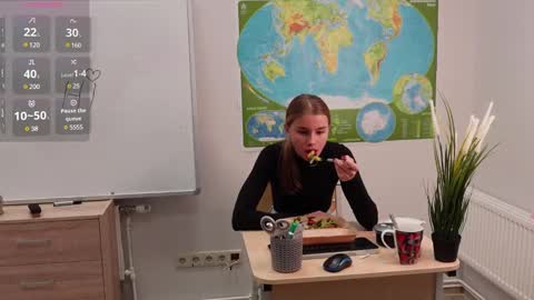 ABBY LAKER online show from December 8, 2024, 5:44 pm