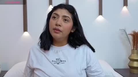 Snapshot of abby_millerr_ chatting on February 17, 2026, 12:23 pm Abbygail online show from February 17, 2026, 12:23 pm