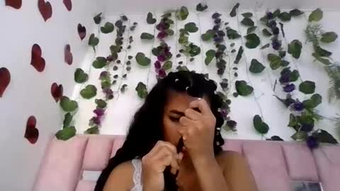 Snapshot of abby_moss_2 chatting on April 21, 2026, 12:33 pm abby_moss_2 online show from April 21, 2026, 12:33 pm