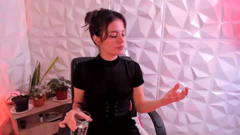 Snapshot of abby_saenz01 chatting on May 27, 2026, 9:01 pm Abby Saenz online show from May 27, 2026, 9:01 pm