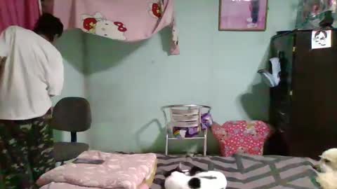 Snapshot of abbyasher chatting on December 10, 2024, 3:20 am Abby online show from December 10, 2024, 3:20 am