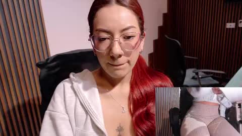 Snapshot of abbystones chatting on April 24, 2026, 1:24 pm Abby Stones online show from April 24, 2026, 1:24 pm