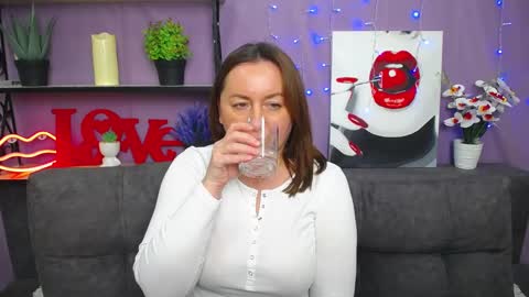 abbytaylorr online show from March 12, 2025, 5:38 pm