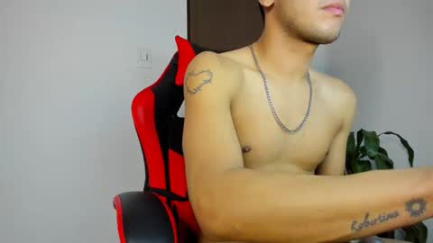 Snapshot of abelasburgo chatting on April 23, 2026, 6:36 am Independence model AbelAsburgo online show from April 23, 2026, 6:36 am