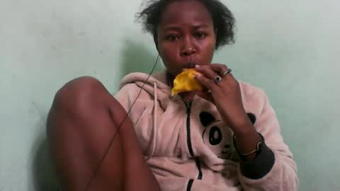 abella677022 online show from February 24, 2026, 3:10 pm